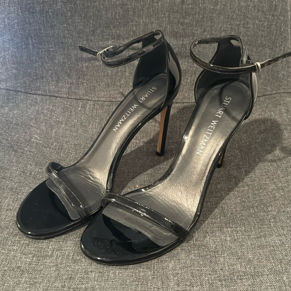 Stuart Weitzman nudistsong heels